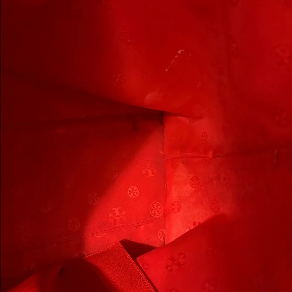 Tory Burch Classic Red Tote - Picture 8 of 12